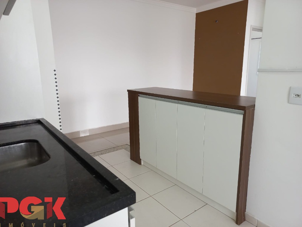 Apartamento para alugar com 2 quartos, 70m² - Foto 11