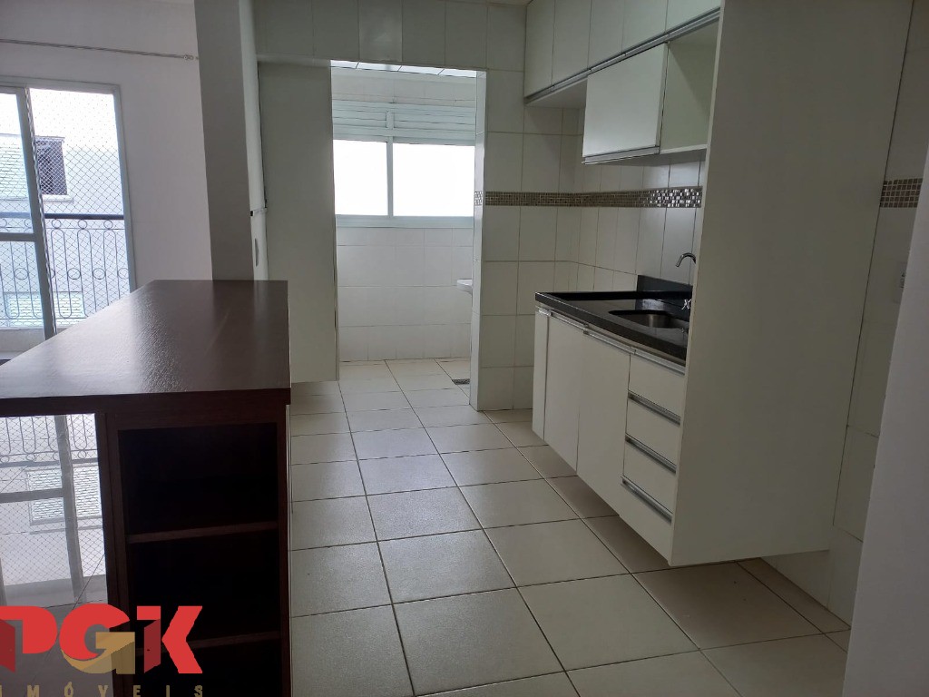 Apartamento para alugar com 2 quartos, 70m² - Foto 10