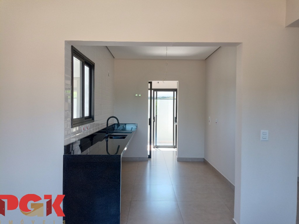 Casa à venda com 3 quartos, 169m² - Foto 13