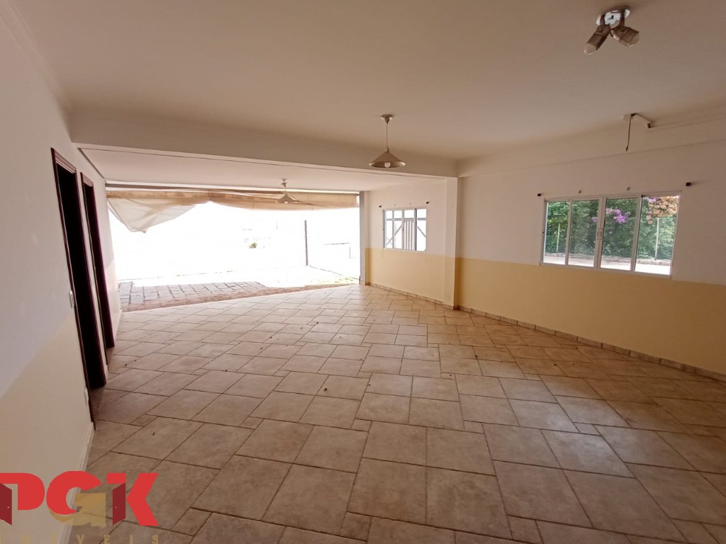 Casa para alugar com 3 quartos, 317m² - Foto 32