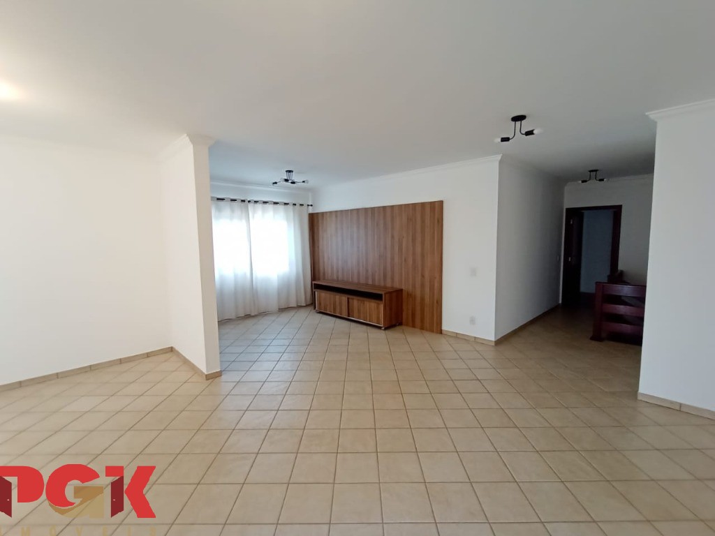 Casa para alugar com 3 quartos, 317m² - Foto 7