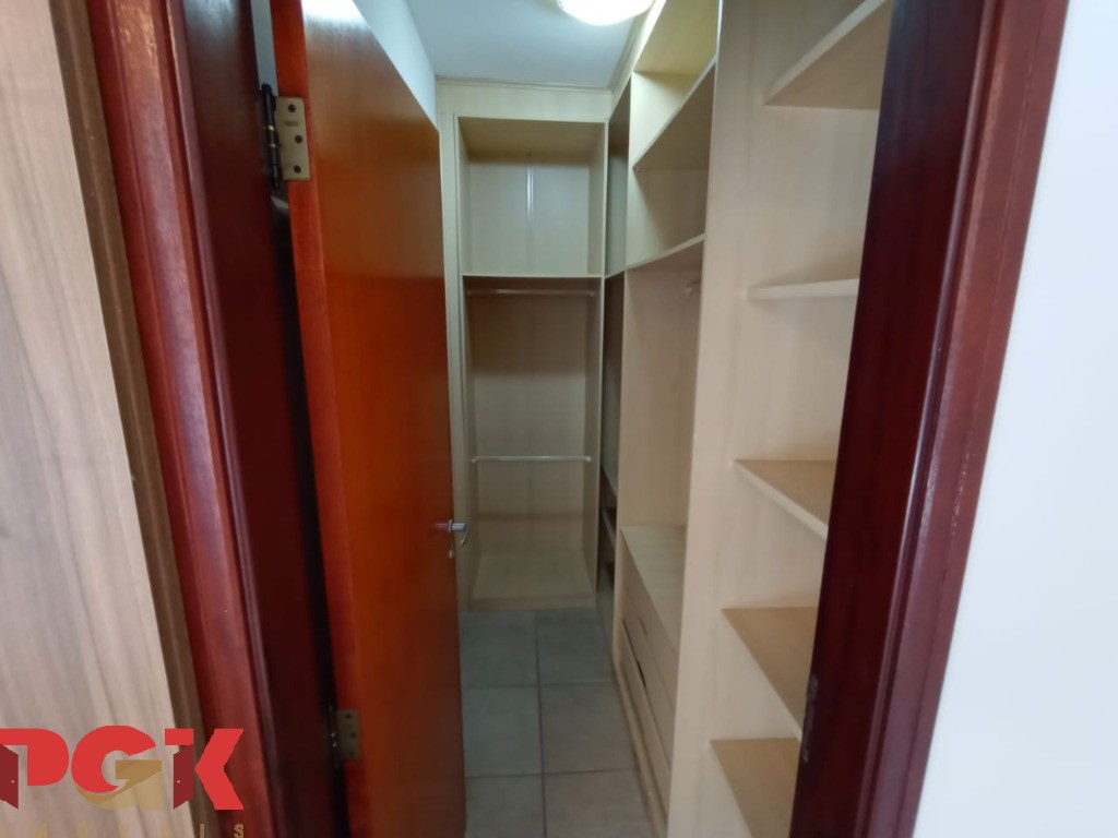 Casa para alugar com 3 quartos, 317m² - Foto 26