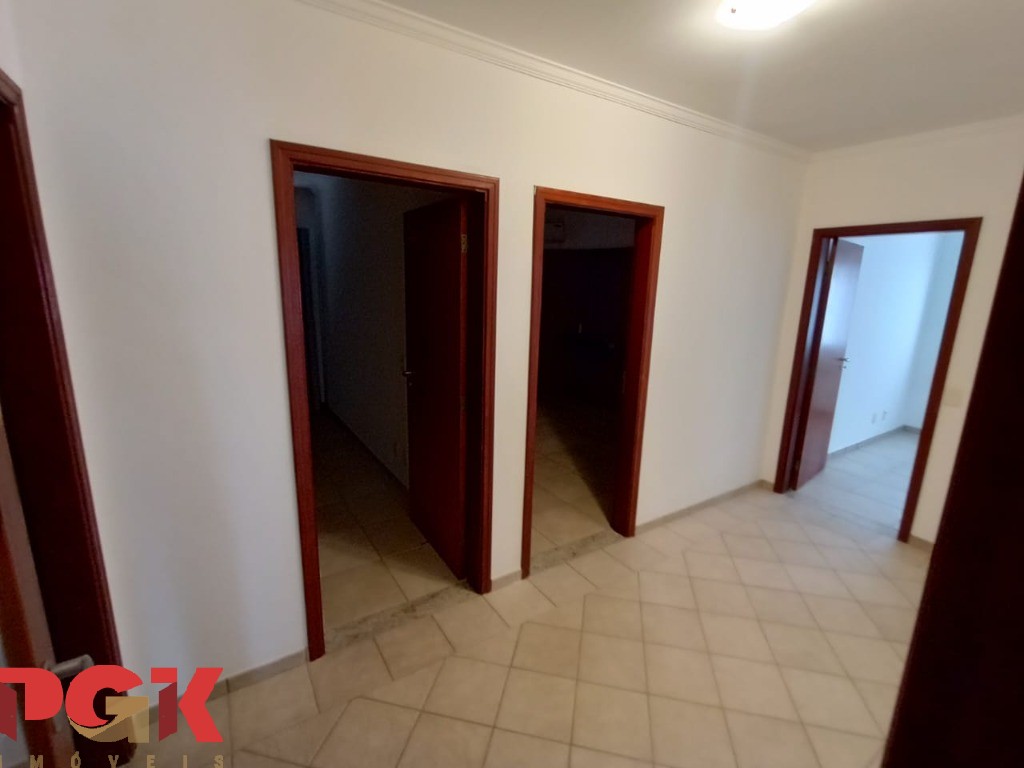 Casa para alugar com 3 quartos, 317m² - Foto 18