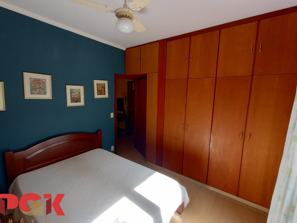 Casa à venda com 3 quartos, 269m² - Foto 14