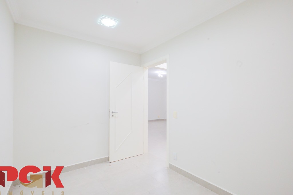 Casa à venda com 3 quartos, 249m² - Foto 35