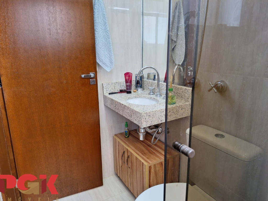 Apartamento à venda com 3 quartos, 64m² - Foto 28