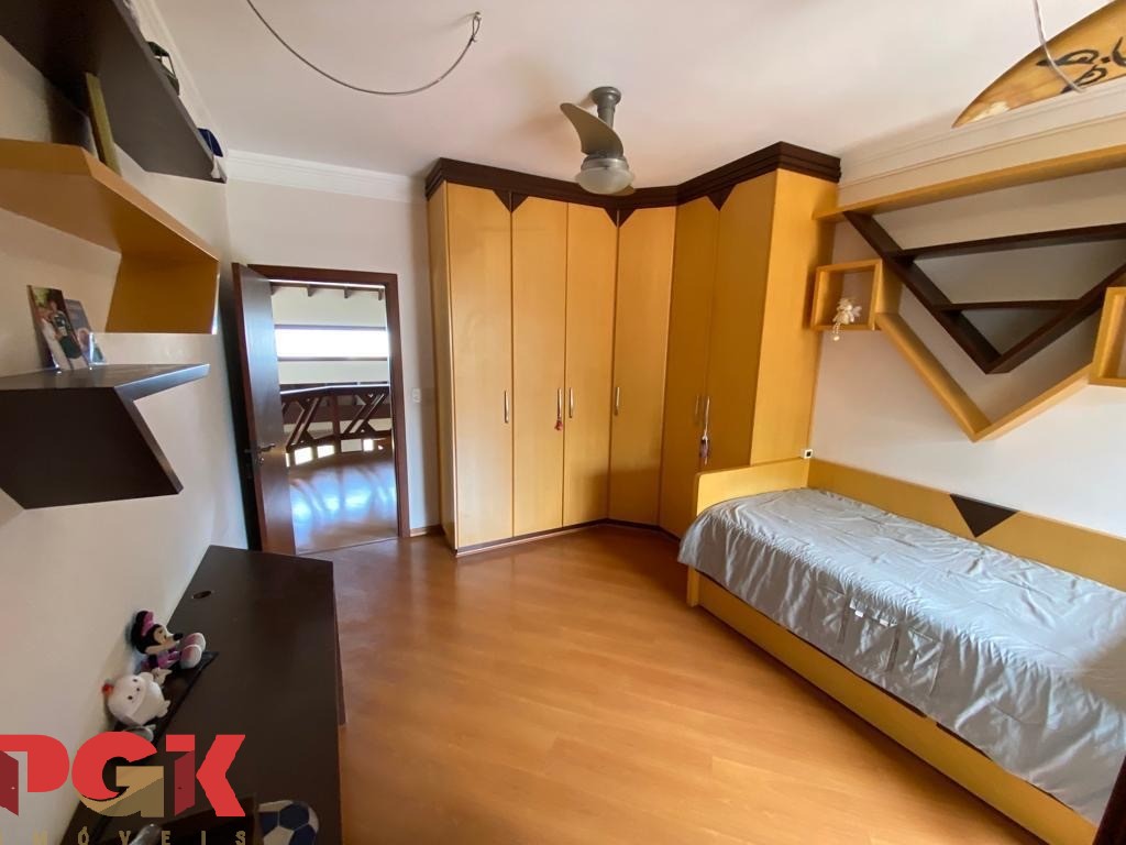 Casa à venda e aluguel com 4 quartos, 344m² - Foto 18