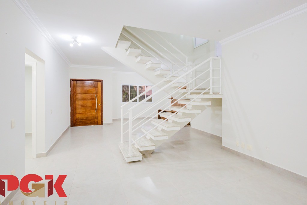 Casa à venda com 3 quartos, 249m² - Foto 11