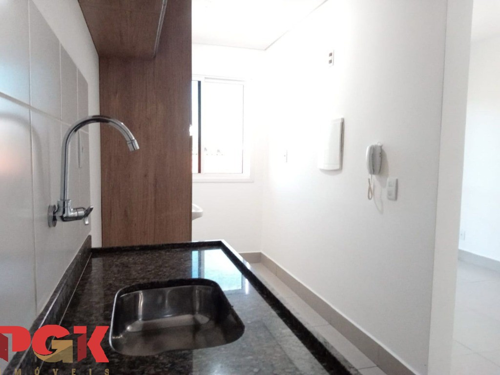 Apartamento para alugar com 2 quartos, 58m² - Foto 4