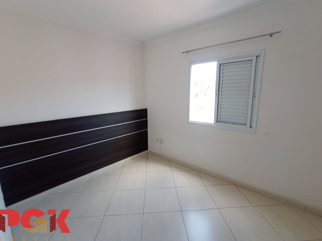 Apartamento à venda com 3 quartos, 75m² - Foto 13