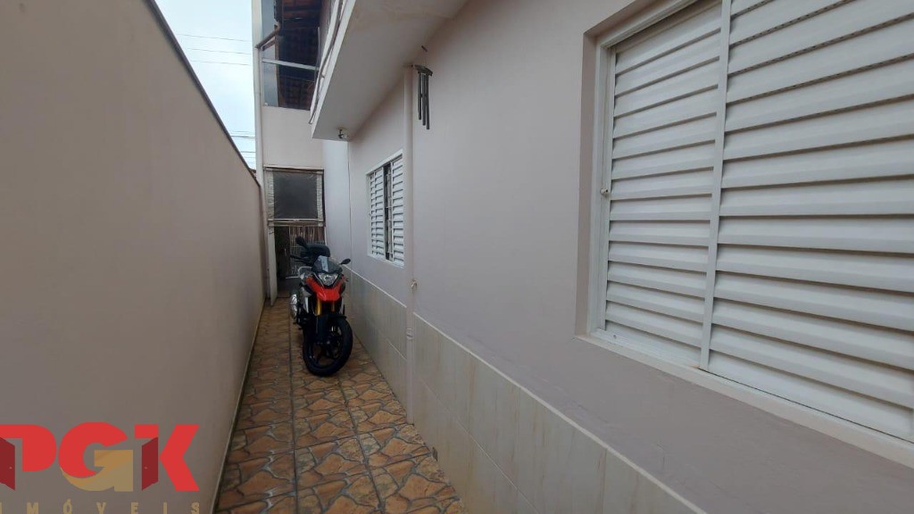 Casa à venda com 3 quartos, 88m² - Foto 18