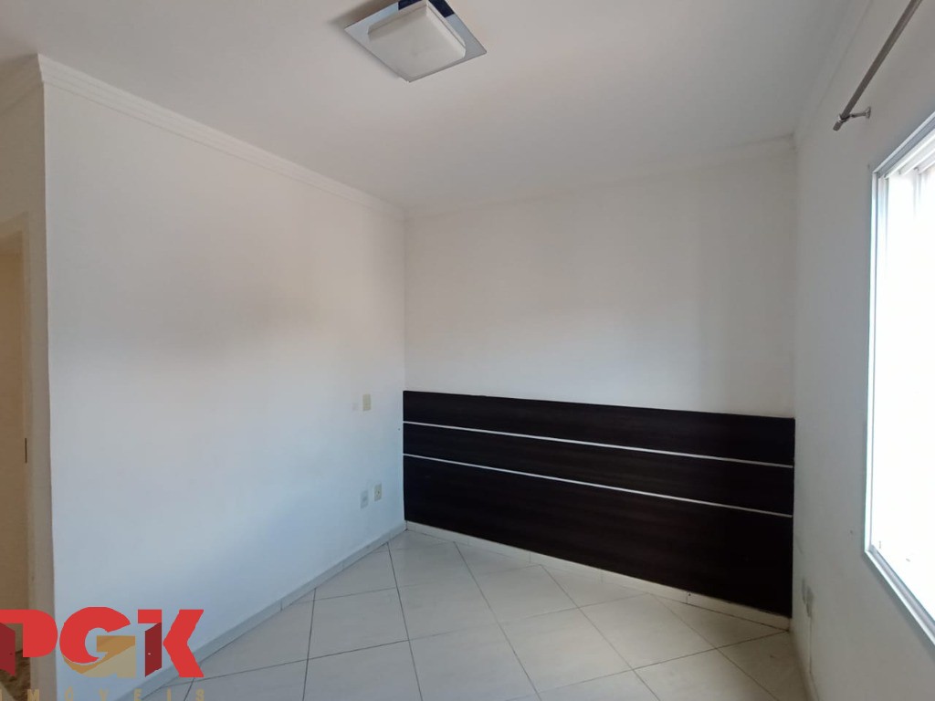 Apartamento à venda com 3 quartos, 75m² - Foto 14