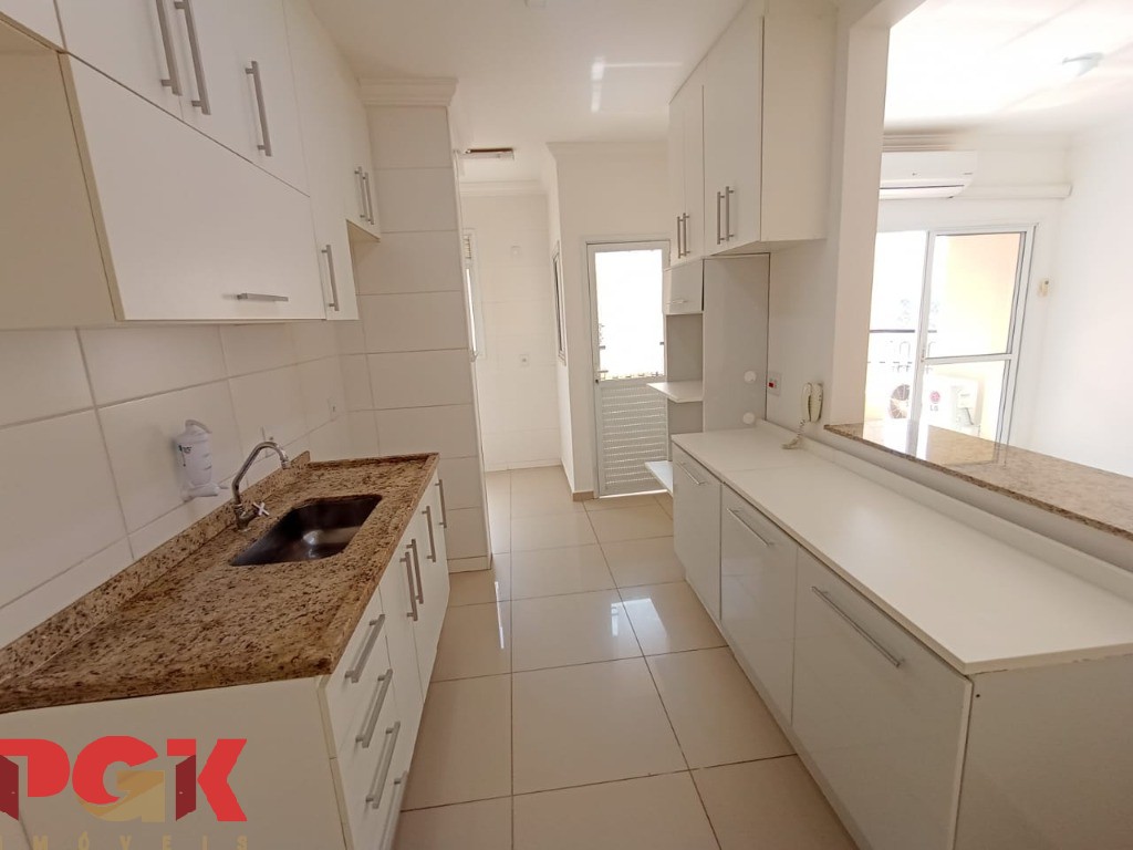 Apartamento para alugar com 3 quartos, 94m² - Foto 5