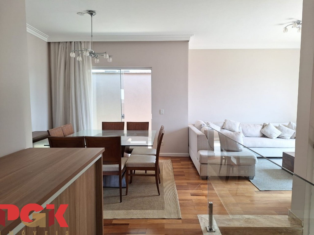 Casa à venda com 3 quartos, 190m² - Foto 16