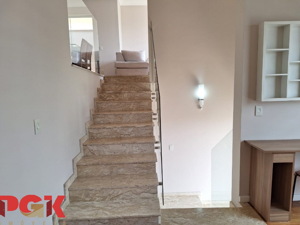 Casa à venda com 3 quartos, 190m² - Foto 8