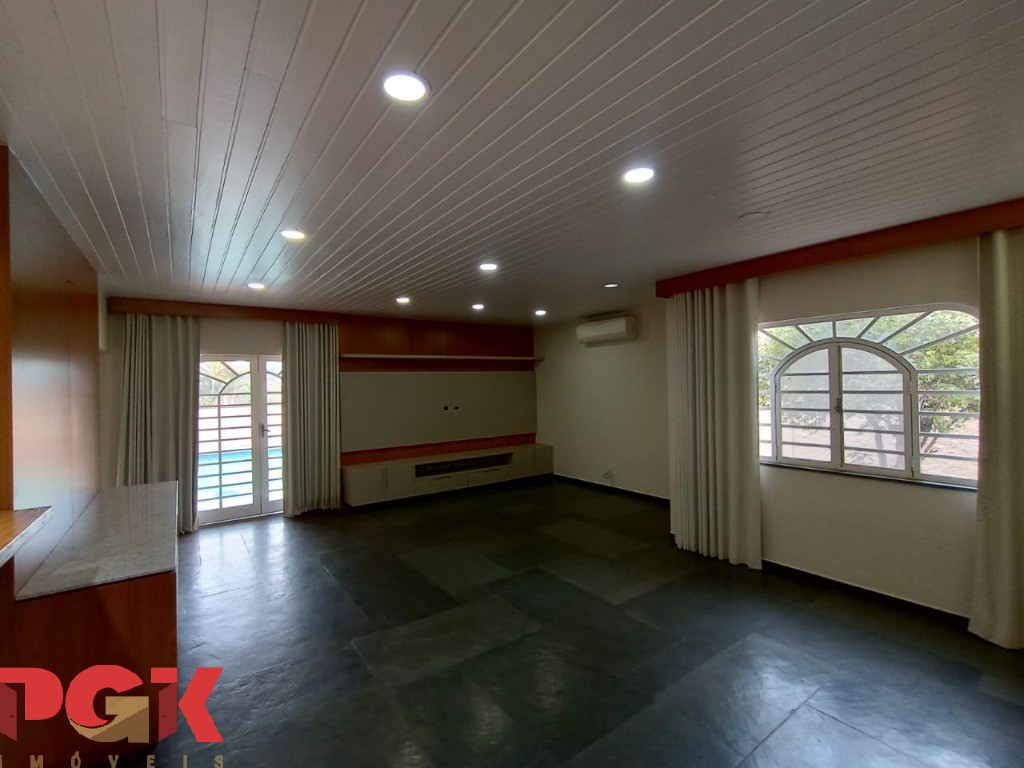 Casa à venda com 4 quartos, 229m² - Foto 6