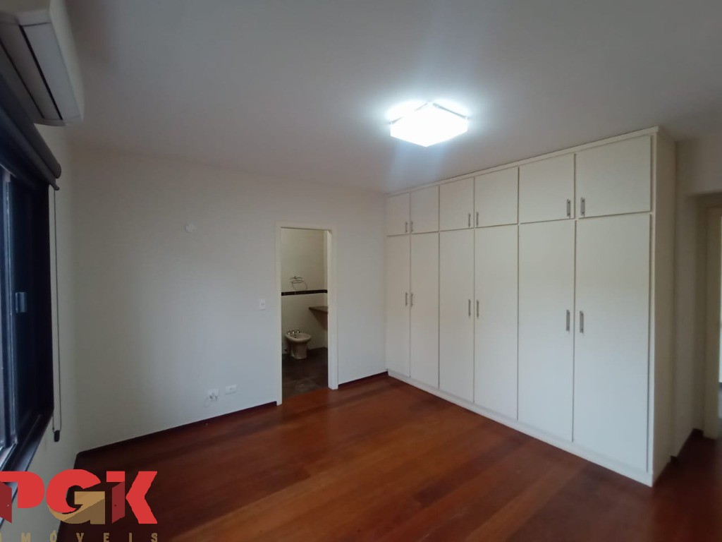 Casa à venda com 4 quartos, 229m² - Foto 15