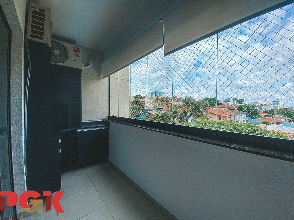 Apartamento para alugar com 3 quartos, 93m² - Foto 11