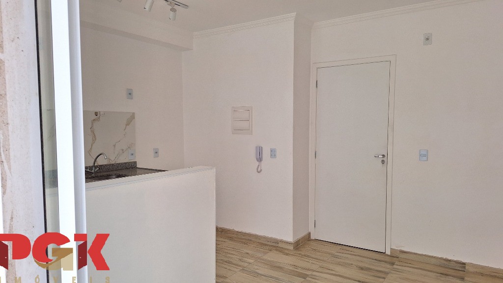 Apartamento para alugar com 2 quartos, 44m² - Foto 3