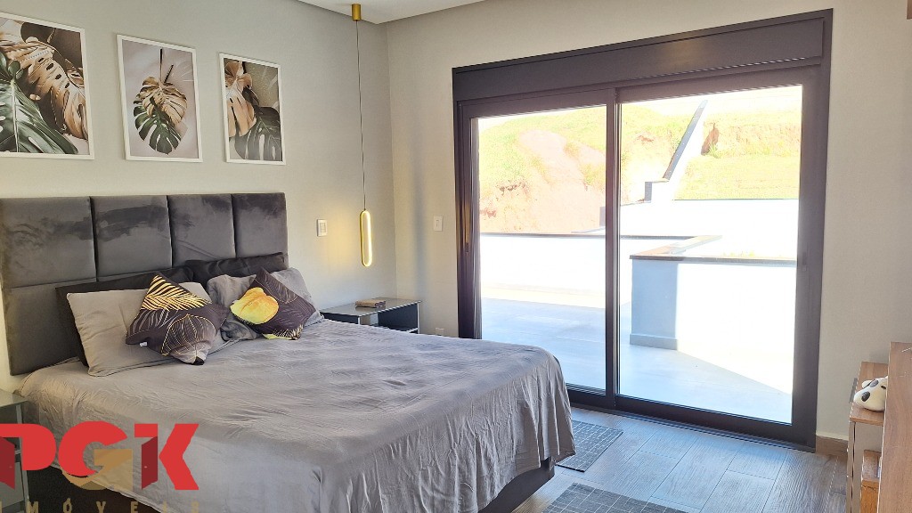 Casa, 3 quartos, 272 m² - Foto 34