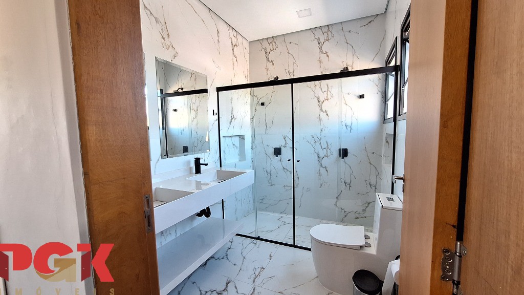 Casa, 3 quartos, 272 m² - Foto 36