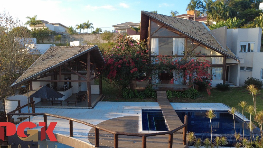 Casa, 5 quartos, 600 m² - Foto 1