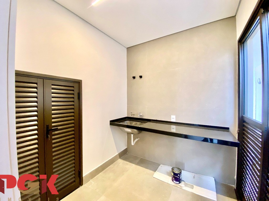 Casa, 3 quartos, 241 m² - Foto 24