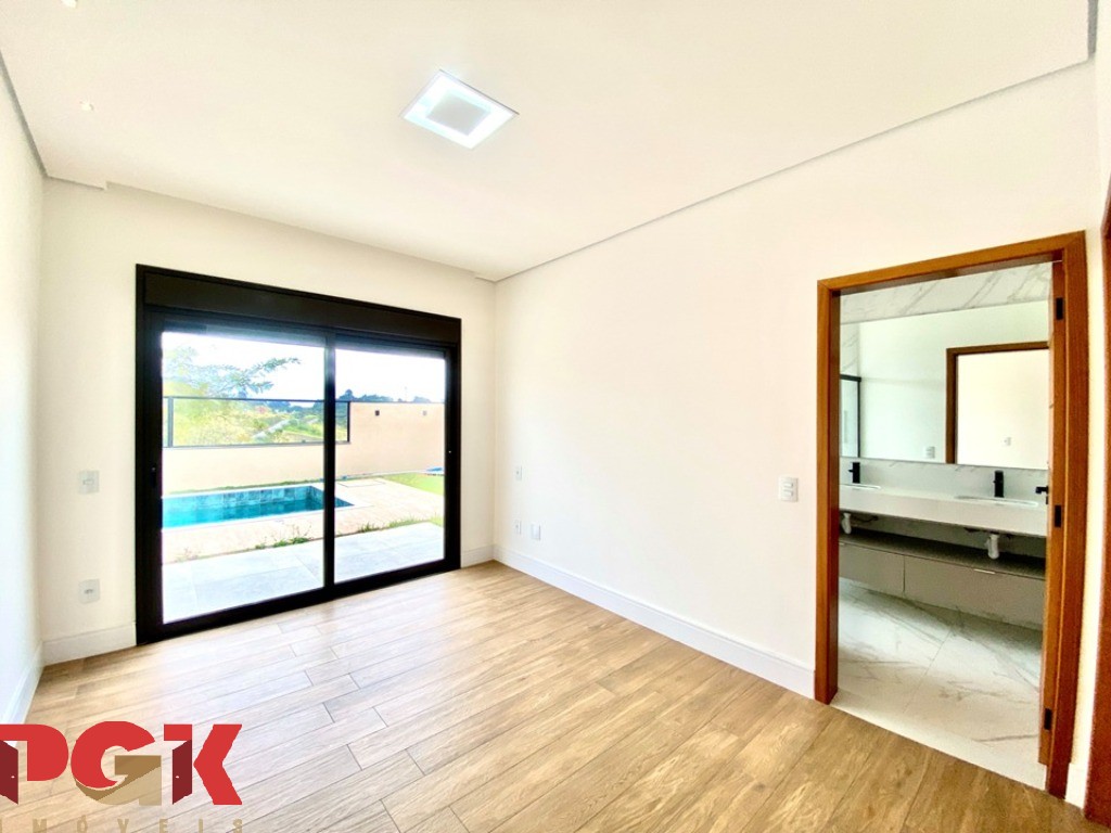 Casa, 3 quartos, 241 m² - Foto 16