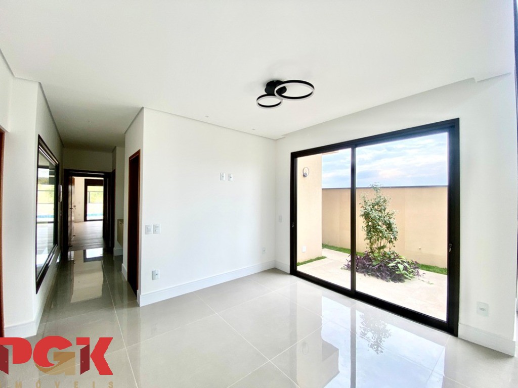 Casa, 3 quartos, 241 m² - Foto 7
