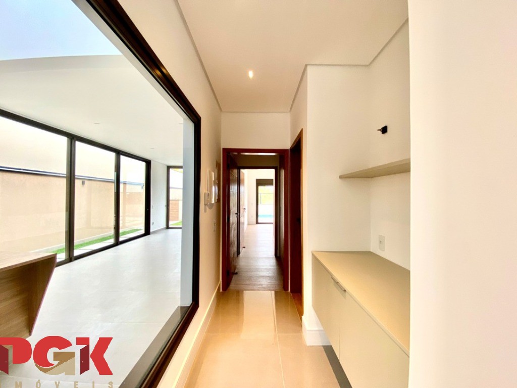Casa, 3 quartos, 241 m² - Foto 9