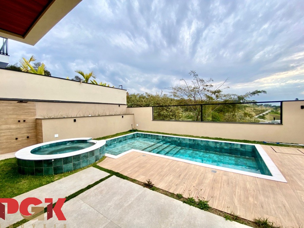 Casa, 3 quartos, 241 m² - Foto 34