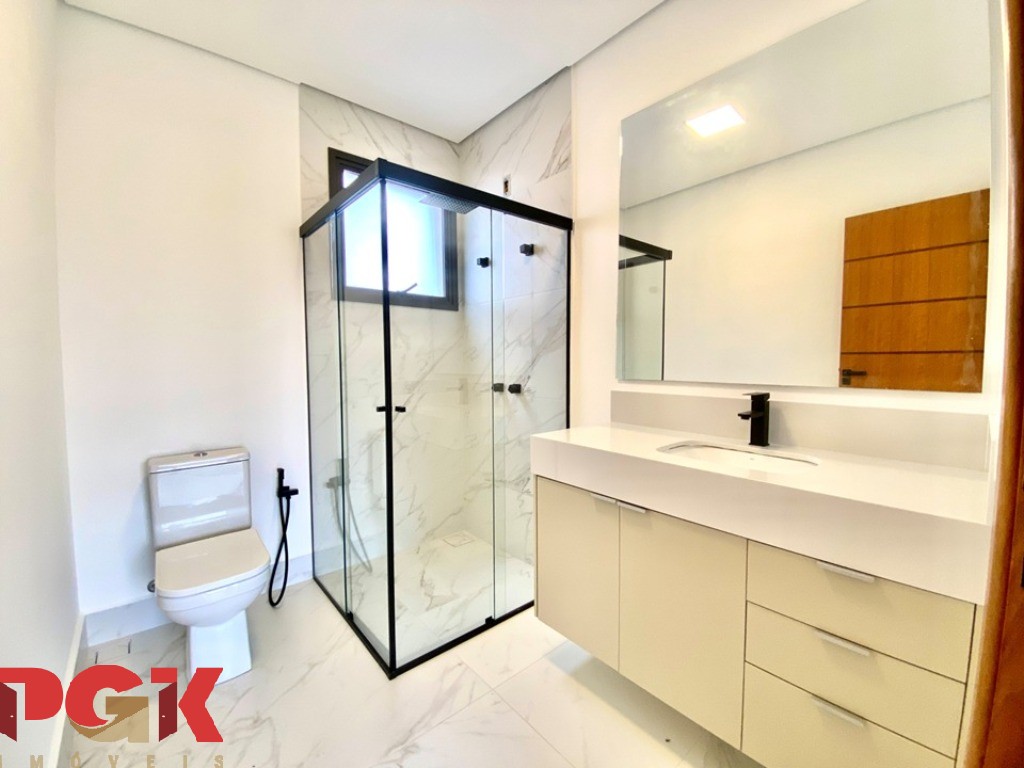 Casa, 3 quartos, 241 m² - Foto 33