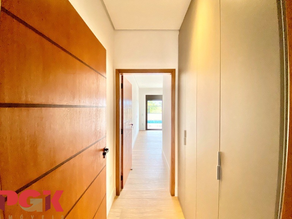 Casa, 3 quartos, 241 m² - Foto 14