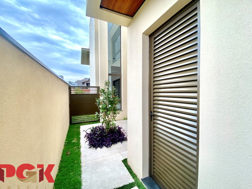Casa, 3 quartos, 241 m² - Foto 44