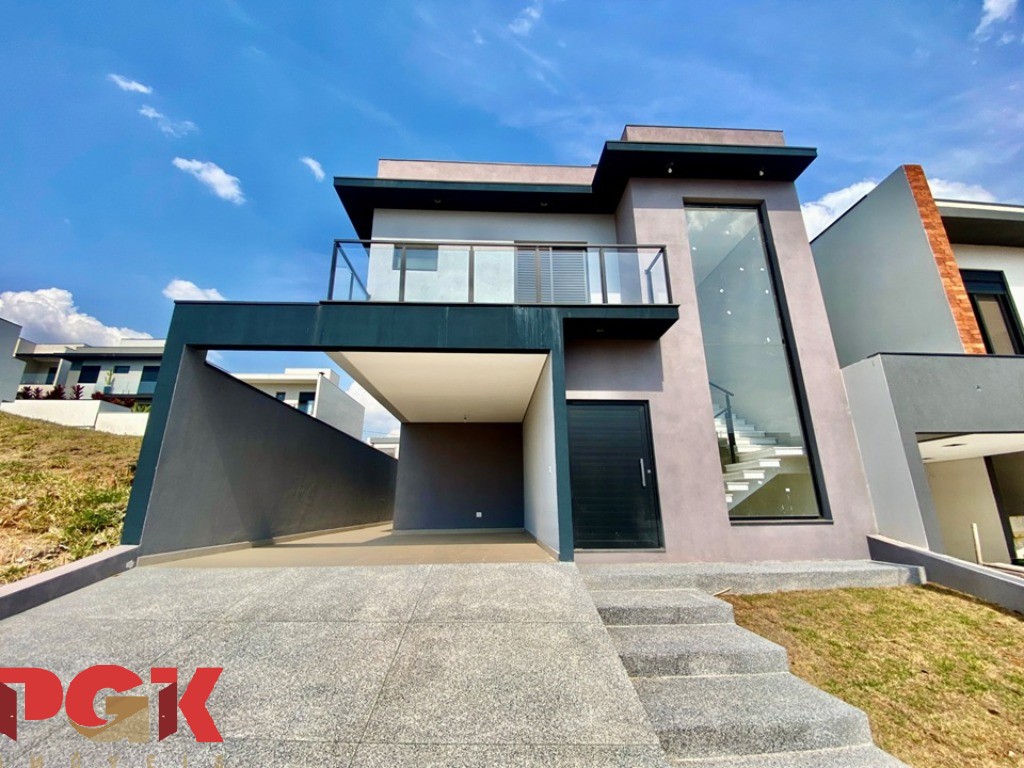 Casa, 3 quartos, 250 m² - Foto 1