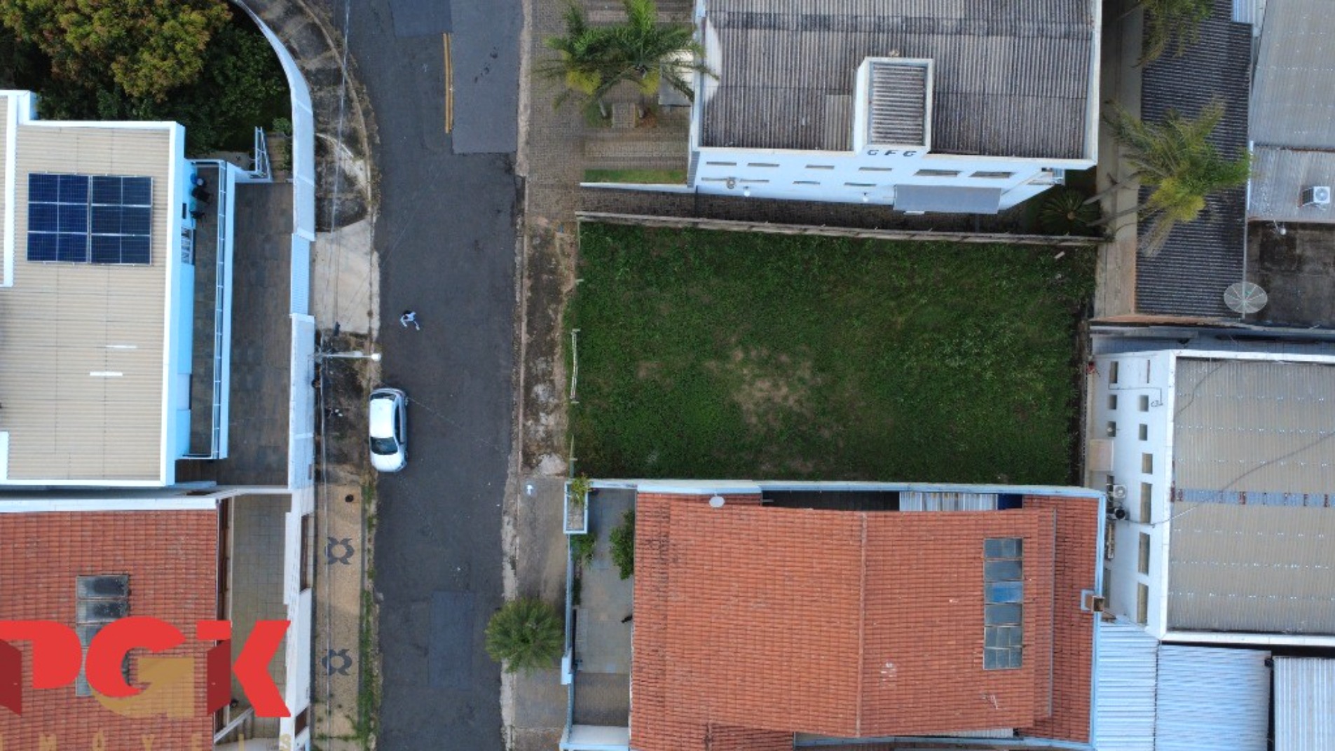 Terreno, 300 m² - Foto 1