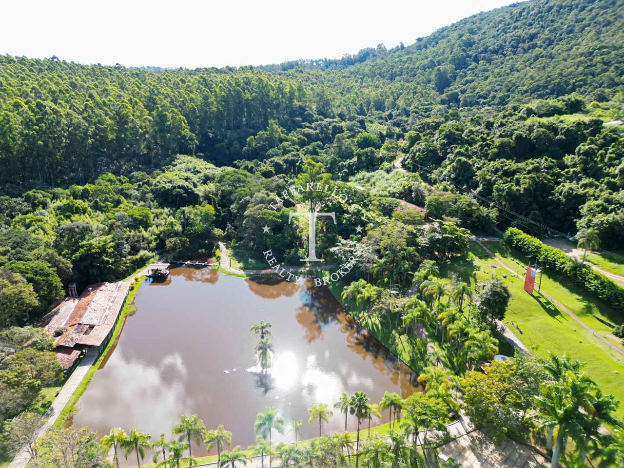 Fazenda à venda com 10 quartos, 2600m² - Foto 5