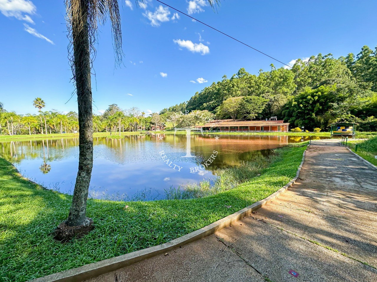 Fazenda à venda com 10 quartos, 2600m² - Foto 44