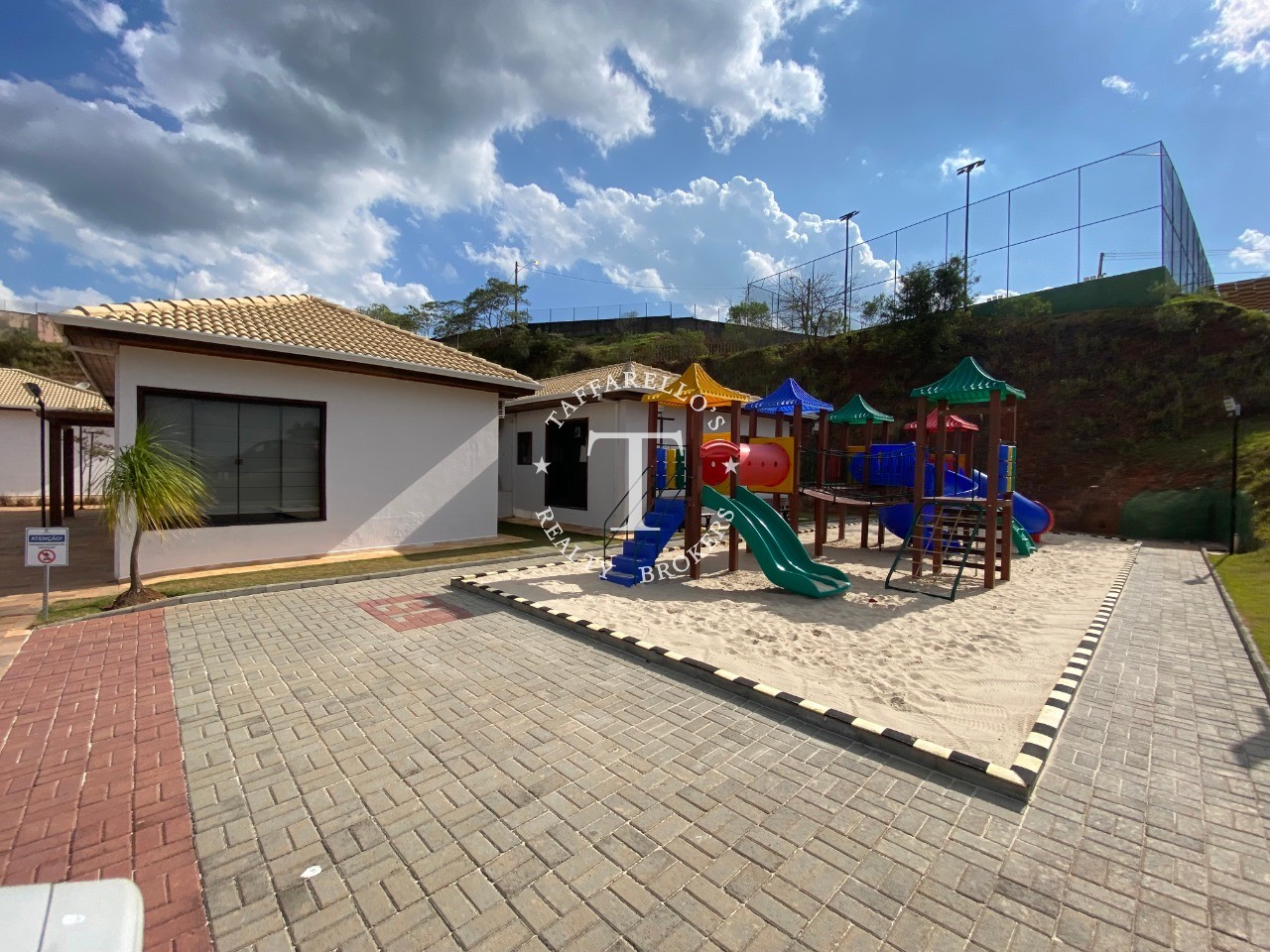 Casa de Condomínio à venda com 3 quartos, 244m² - Foto 25