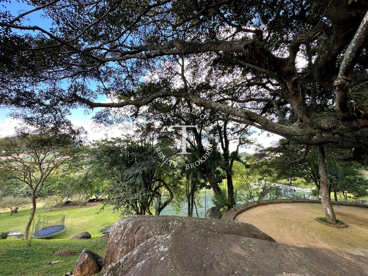 Fazenda à venda com 7 quartos, 1500m² - Foto 63