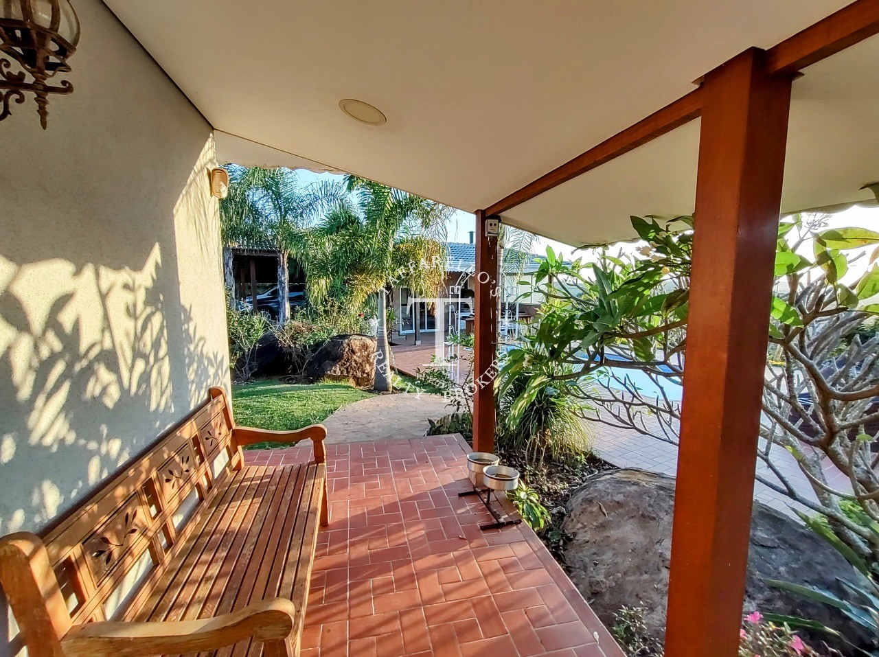 Casa de Condomínio à venda com 3 quartos, 350m² - Foto 117