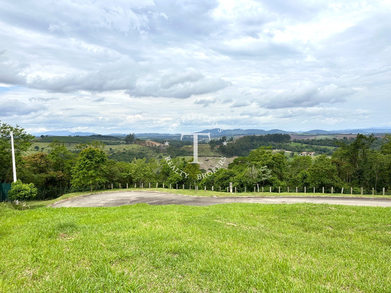 Terreno à venda, 1354m² - Foto 1