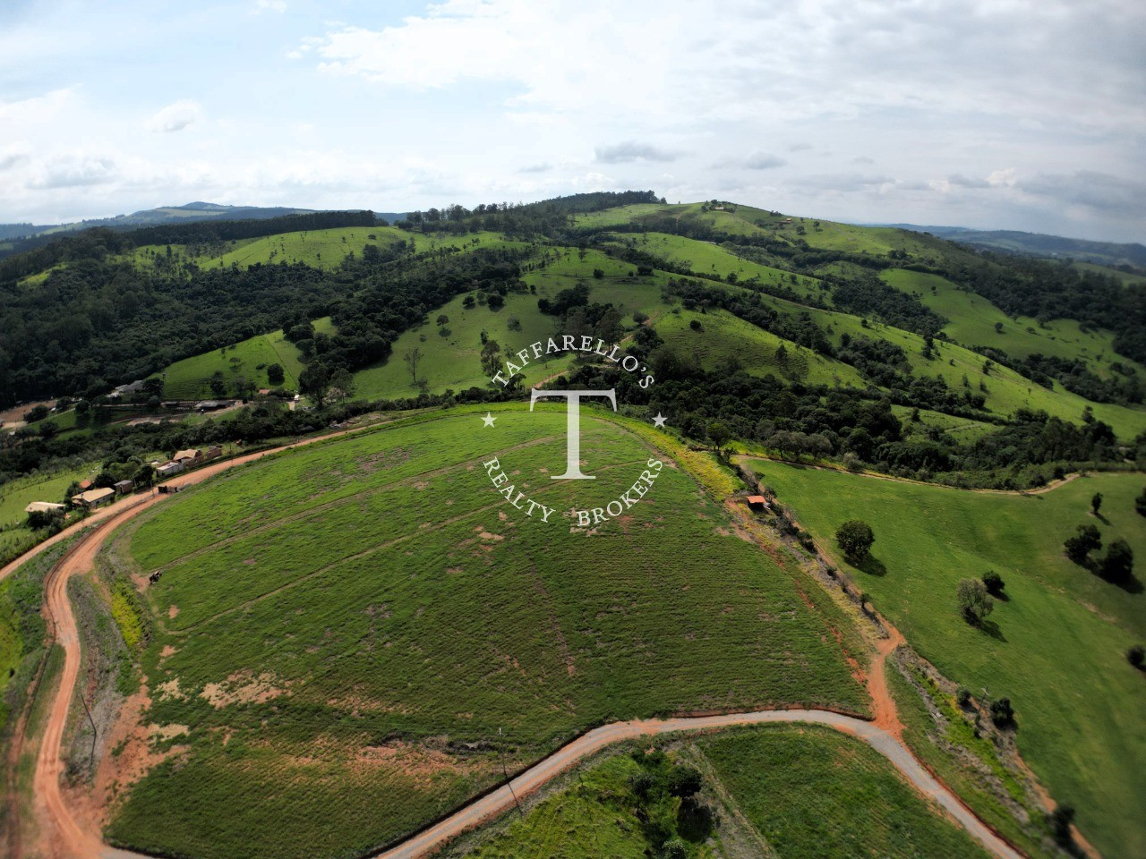 Fazenda à venda com 5 quartos, 2000m² - Foto 8