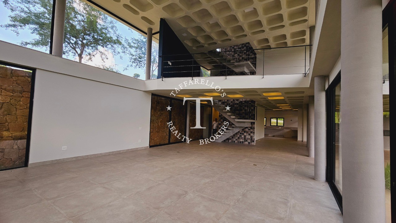 Casa de Condomínio à venda com 4 quartos, 700m² - Foto 4