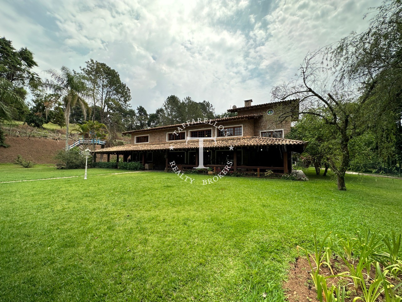 Fazenda à venda com 16 quartos, 2500m² - Foto 94