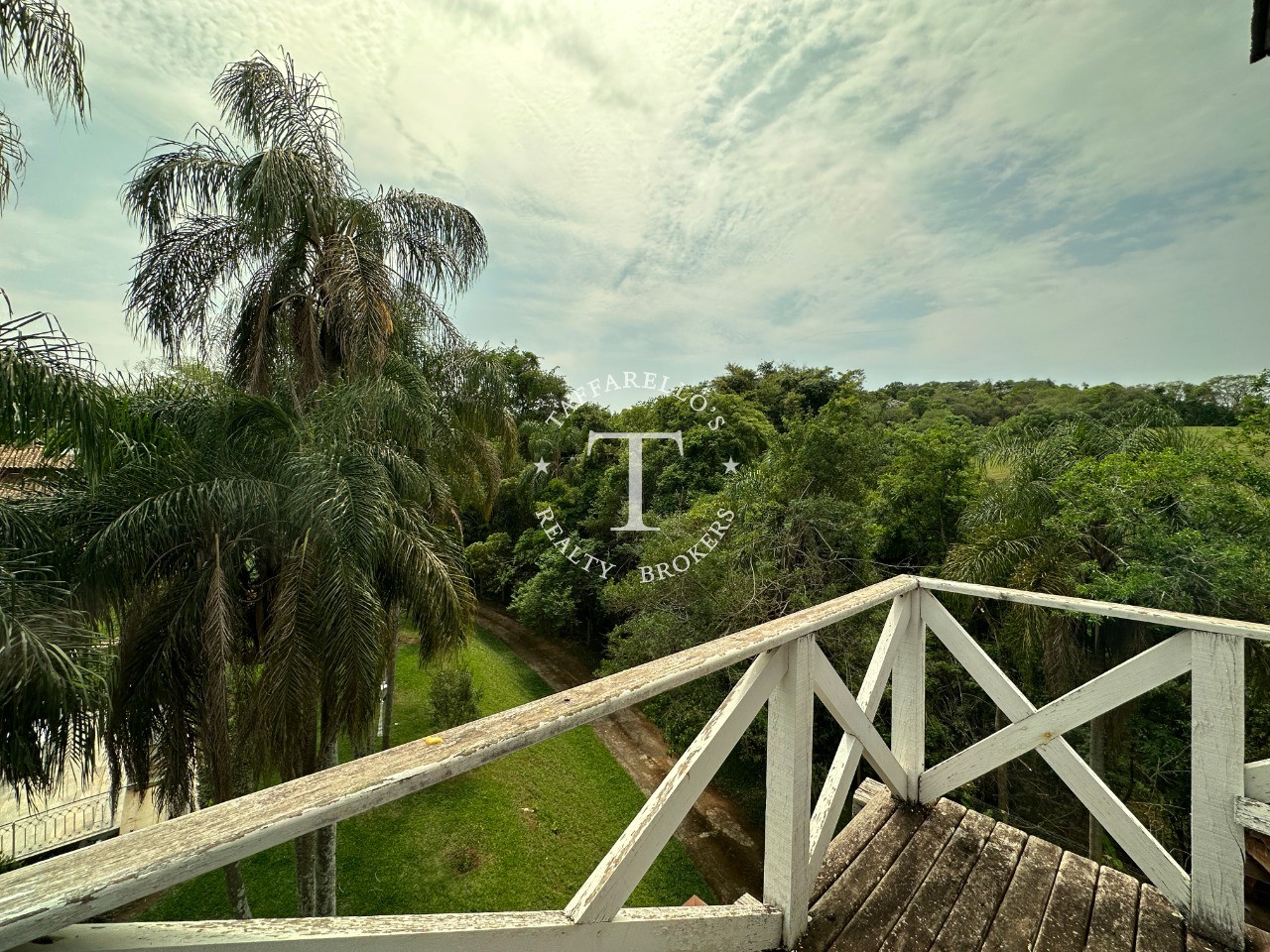 Fazenda à venda com 16 quartos, 2500m² - Foto 36