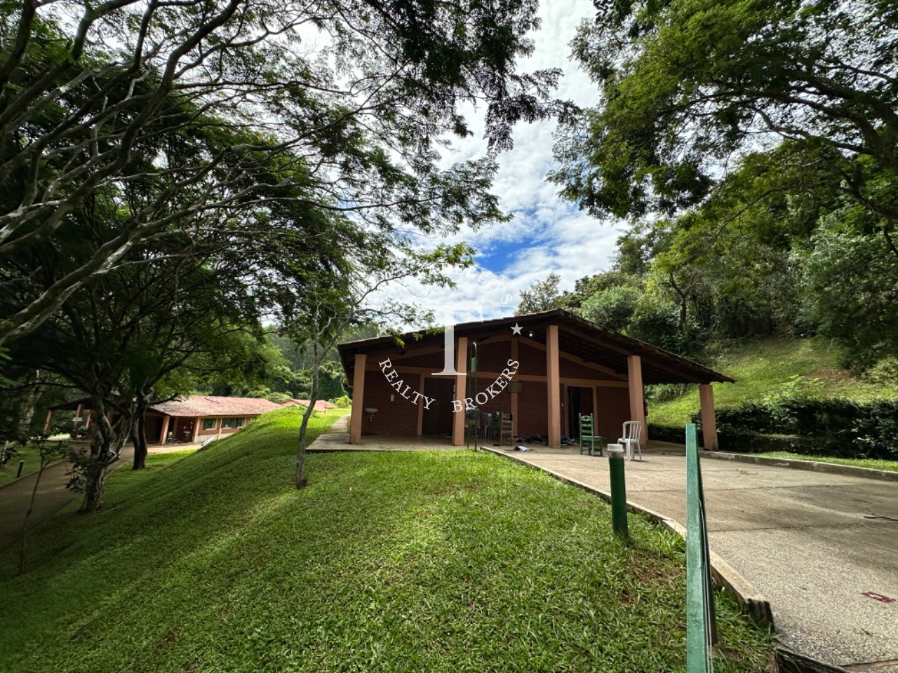 Fazenda à venda com 10 quartos, 2600m² - Foto 74