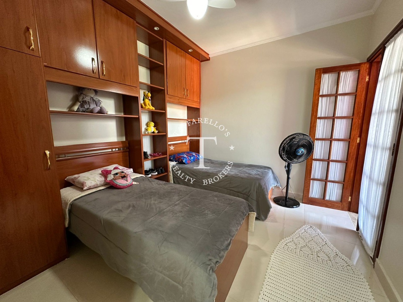 Casa de Condomínio à venda com 5 quartos, 323m² - Foto 44