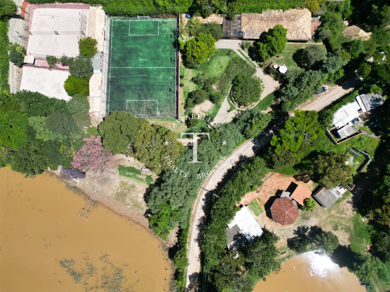 Fazenda à venda com 4 quartos, 500m² - Foto 10