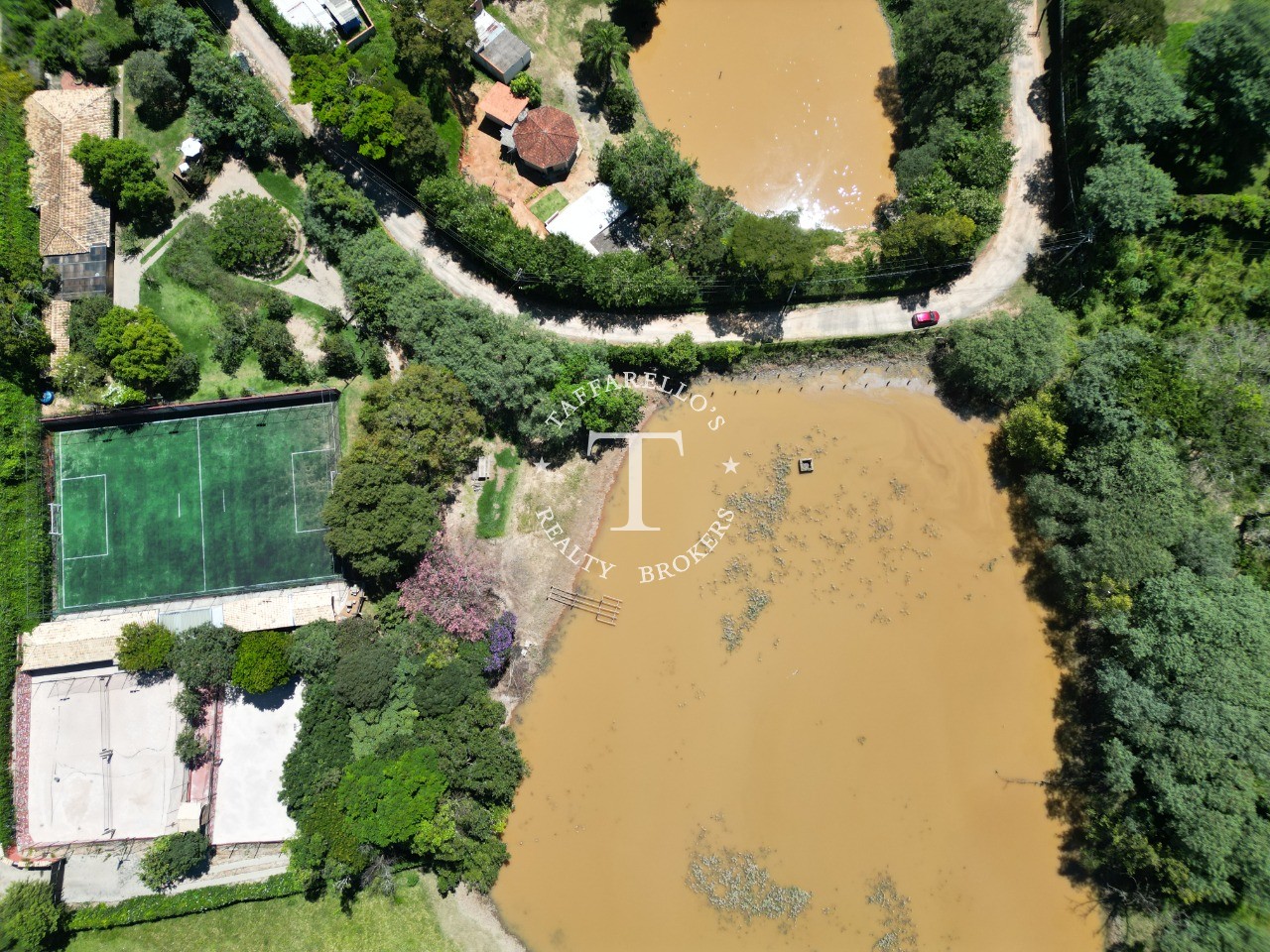 Fazenda à venda com 4 quartos, 500m² - Foto 9